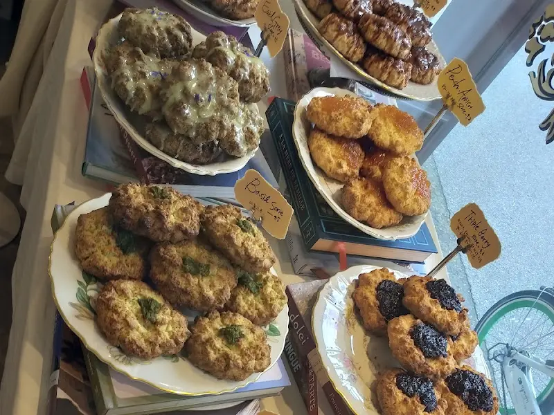 선물 포장된 스콘 세트