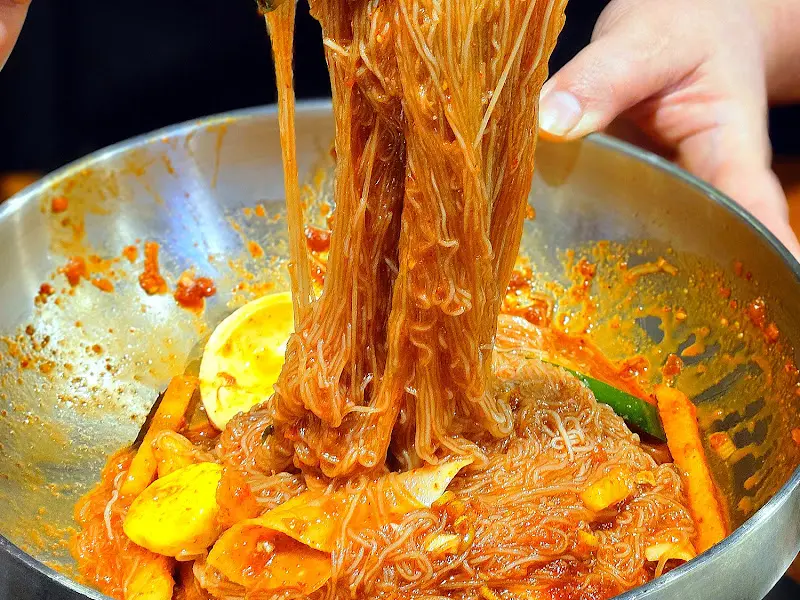 비빔냉면