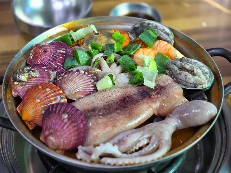 해물칼국수 근접샷