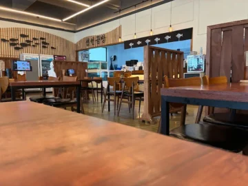 광양에서 맛보는 속초의 추억, 생선공방에서 즐기는 푸짐한 물회 한 상! 여기가 진짜 맛집이네!