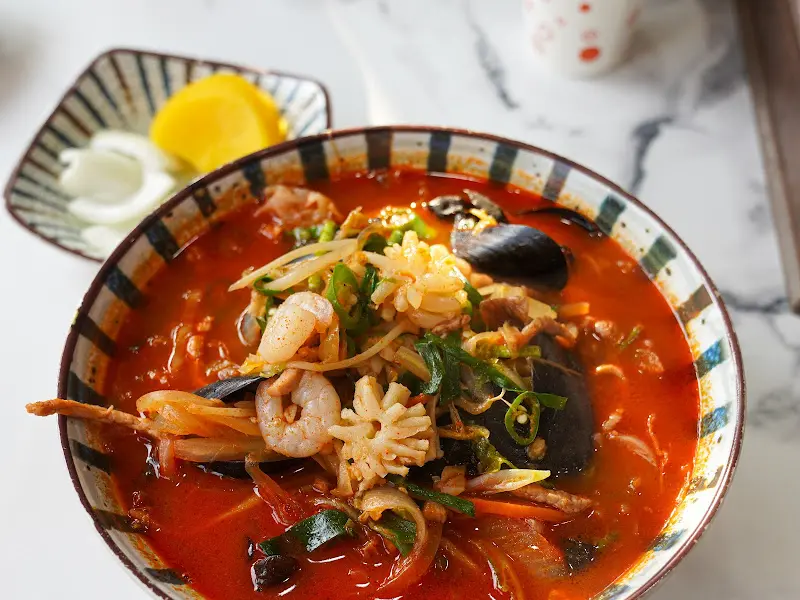 고추짬뽕의 풍성한 건더기