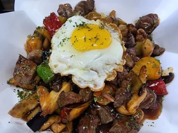 악기 거리에 숨겨진 보석, 폼나는BAB에서 발견한 스테이크 덮밥 맛집의 과학