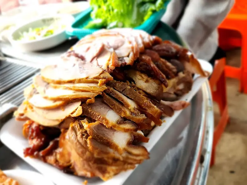 윤기가 흐르는 족발