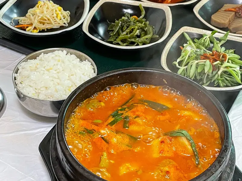 뚝배기 메기매운탕