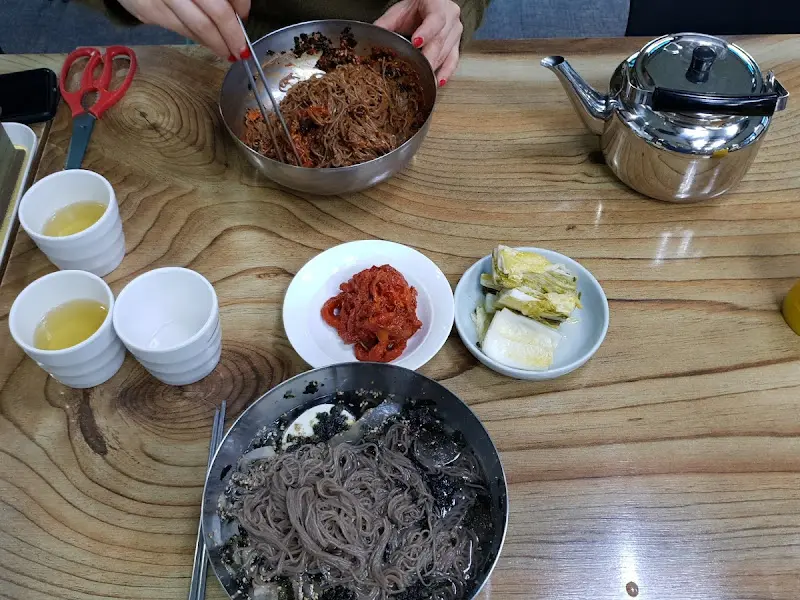 화진포 막국수 외부 전경