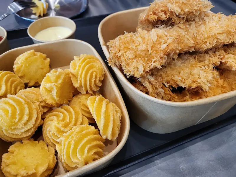 카츠 치킨과 쿠키 프라이