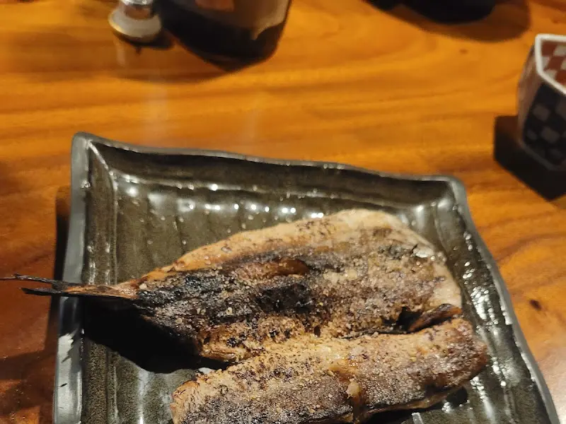 윤기가 흐르는 참돔 솥밥