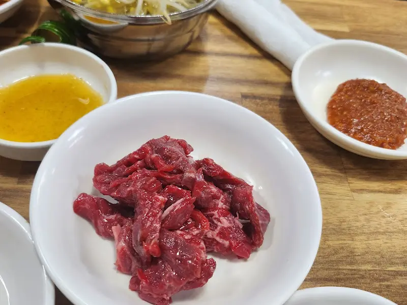 신선한 육사시미