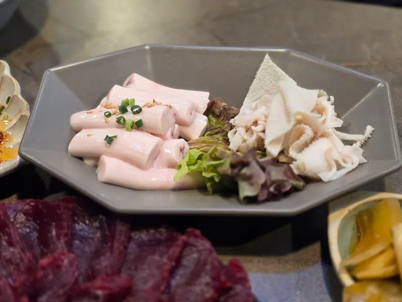 신선함이 느껴지는 생간과 천엽