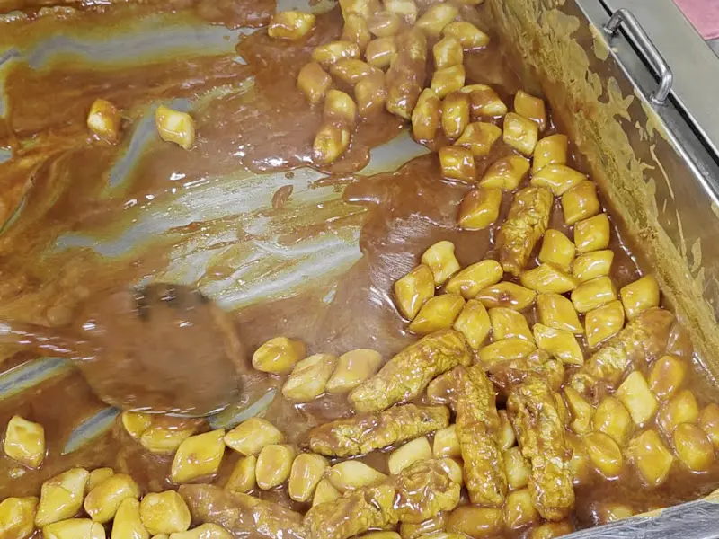 수진분식의 떡볶이 조리 과정