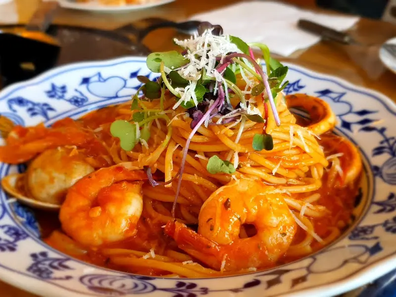 새우와 해산물이 듬뿍 들어간 파스타