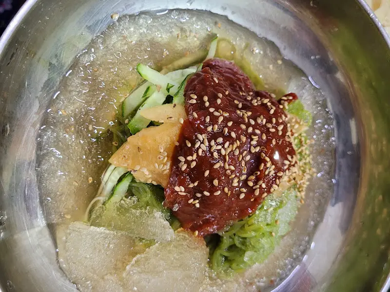 살얼음 동동 뜬 냉면