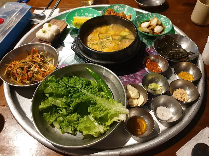 푸짐한 한 상 차림