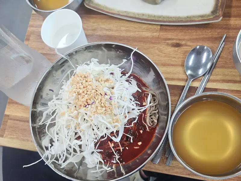 비빔 막국수 항공샷