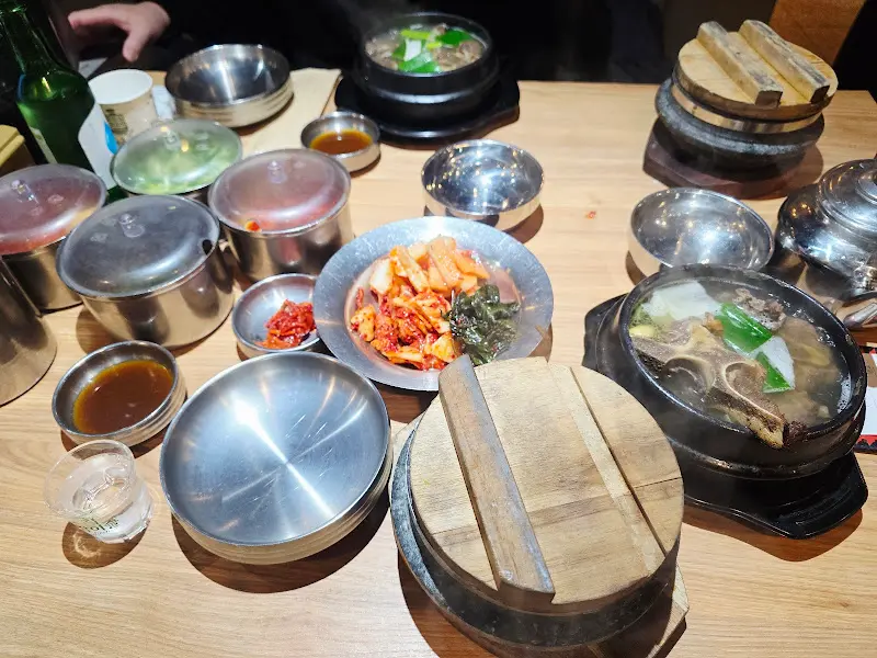 테이블 전체 샷