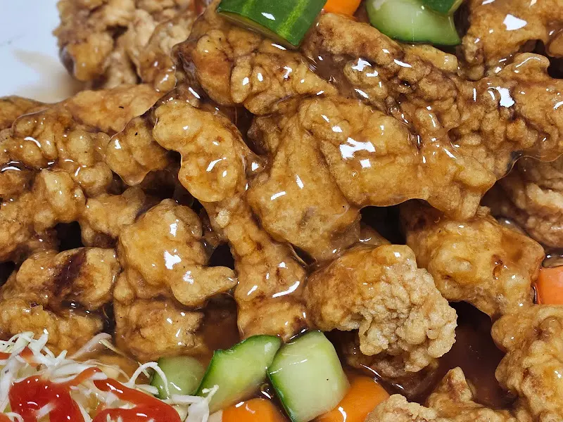 윤기가 흐르는 탕수육