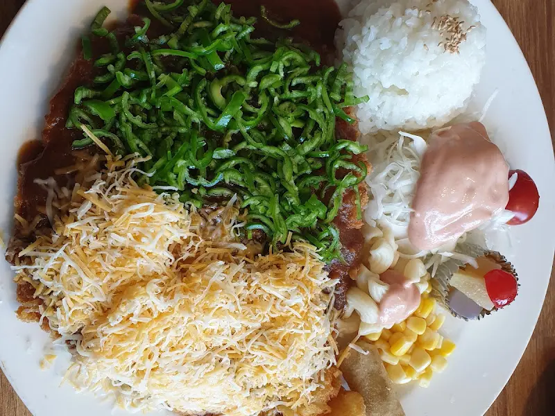 반반돈가스 근접샷