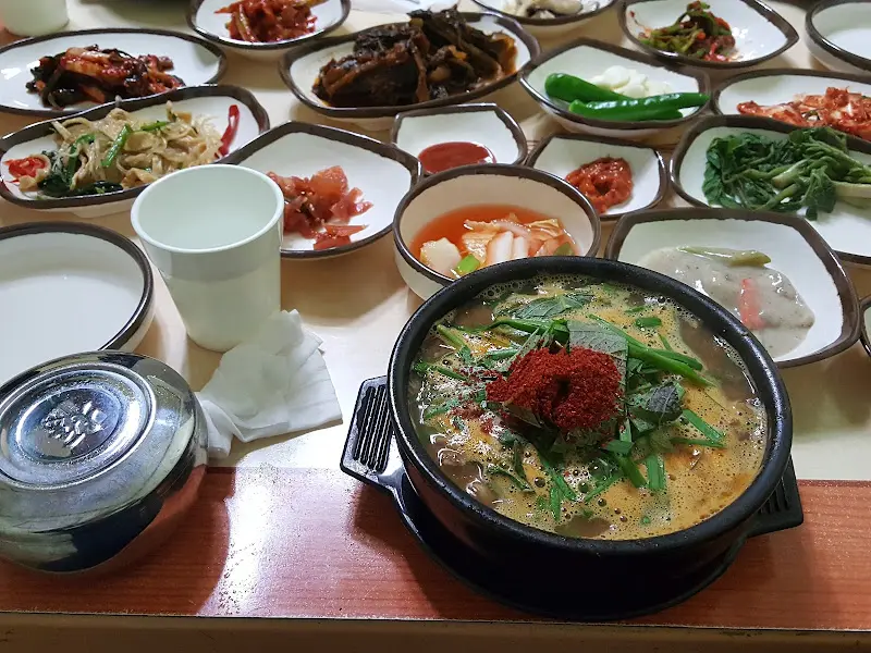 수림가든 백반 한 상 차림