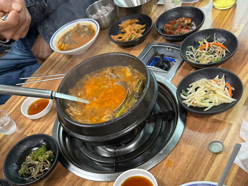 빠가메기탕과 반찬
