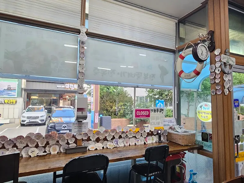 가게 내부 인테리어