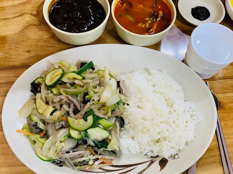 해룡반점 야끼우동