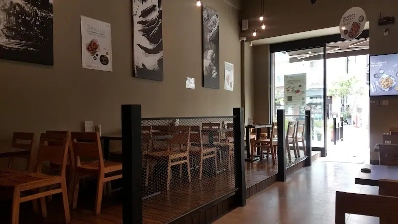 계혁명 옛날통닭 내부 인테리어