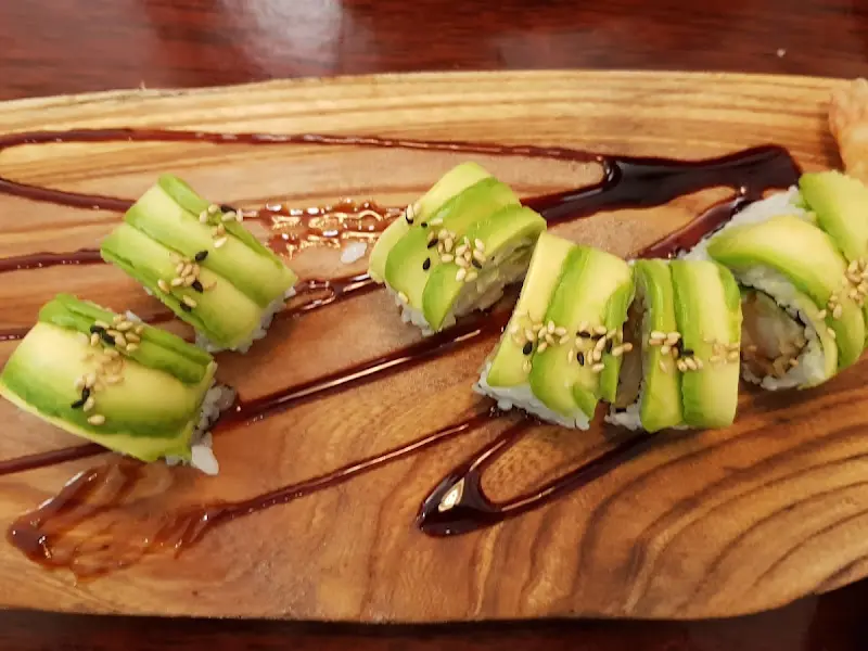 아보카도 롤 근접샷