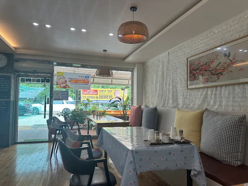 미적정원 내부 모습