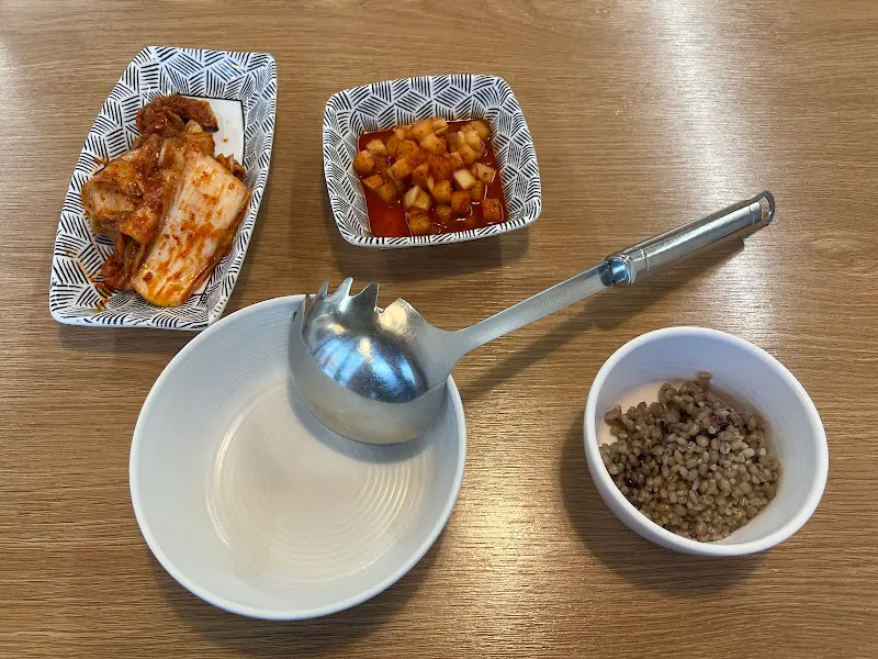 푸짐한 양을 자랑하는 칼국수