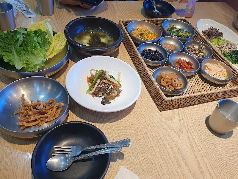 푸짐한 한 상 차림