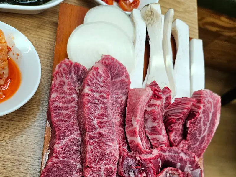 신선한 한우 모듬 클로즈업