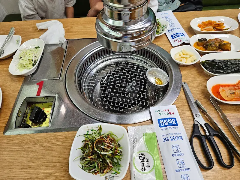 깔끔한 테이블 세팅