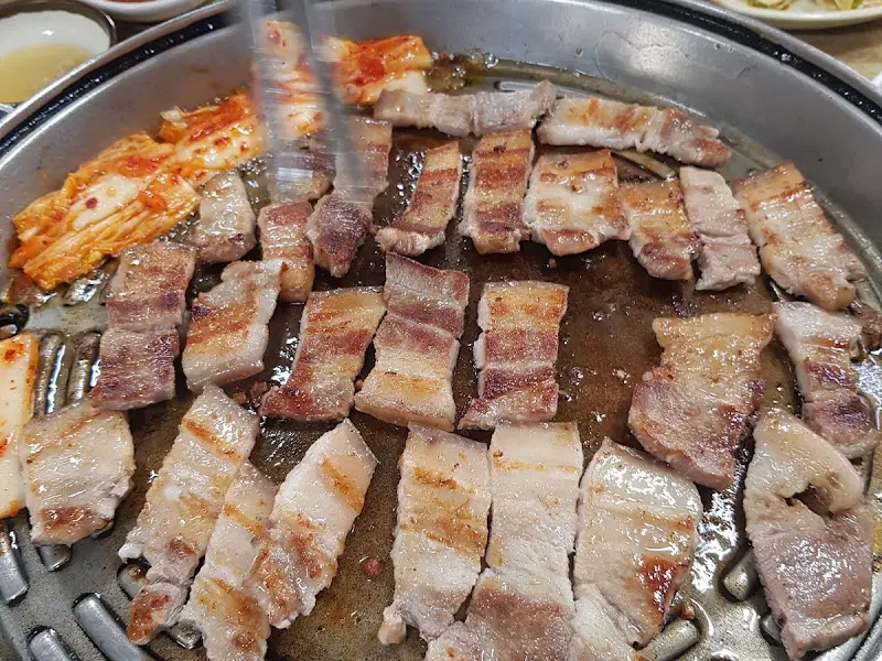 맛있게 구워진 주물럭
