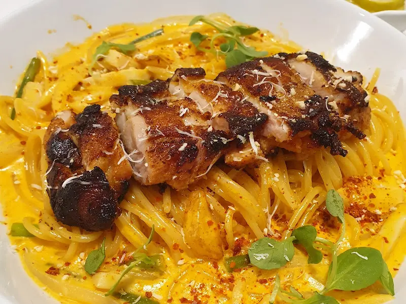 닭다리살 파스타