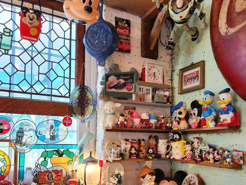 식당 내부 장식