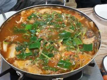추억이 몽글몽글, 연천 ‘어유지리 매운탕’집에서 맛보는 고향의 맛