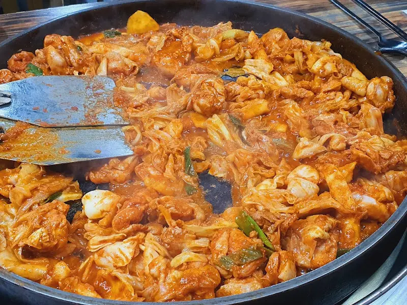 솔올통나무집닭갈비 닭갈비 항공샷