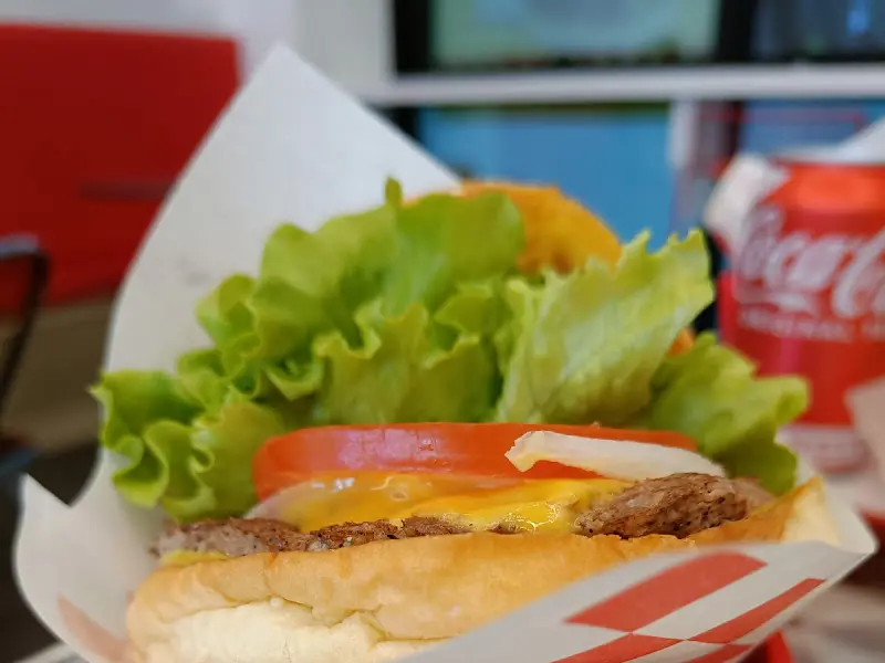 시그니처 버거 단면