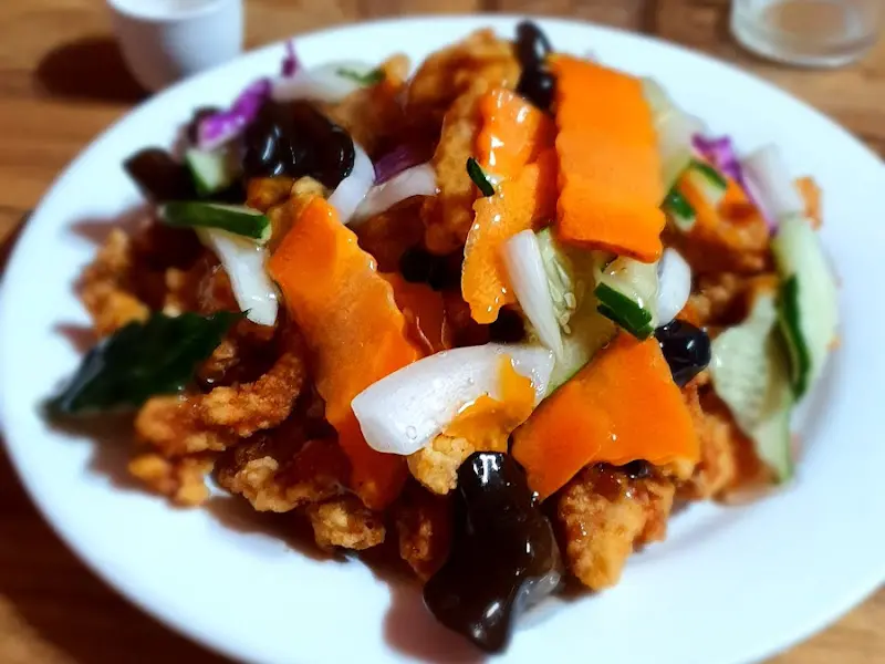 윤기 자르르 흐르는 짜장면