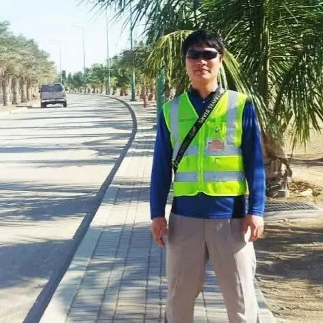 길을 걷는 사람