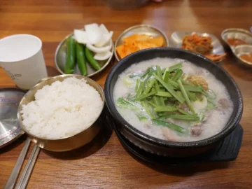 수지에서 맛보는 인생 국밥! 깔끔한 옛날경성순대국 수지구청역점, 여기가 진짜 “지역명” 맛집이다