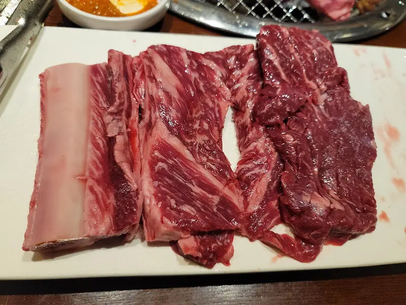 신선한 소 생갈비