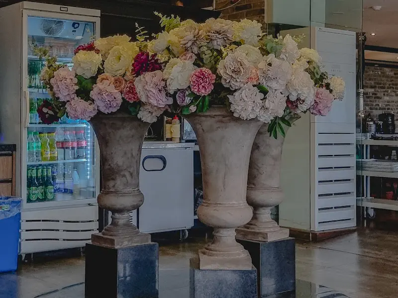 육산 내부 인테리어