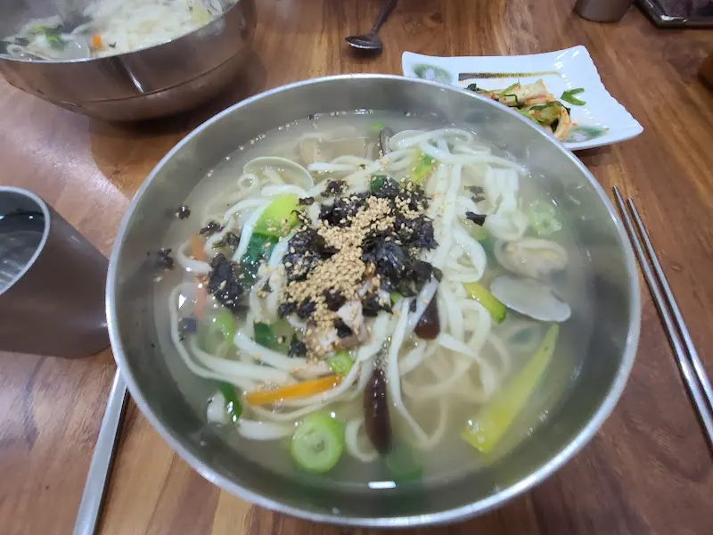 칼국수 전체샷