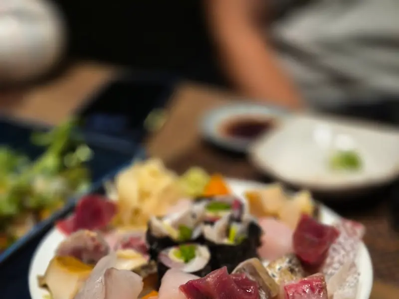 신선한 사시미 플레이트