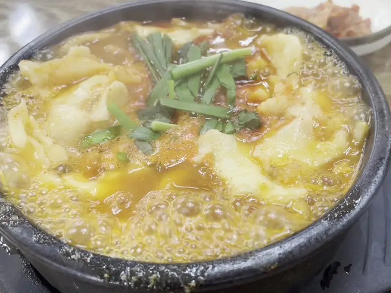 보글보글 끓는 어탕