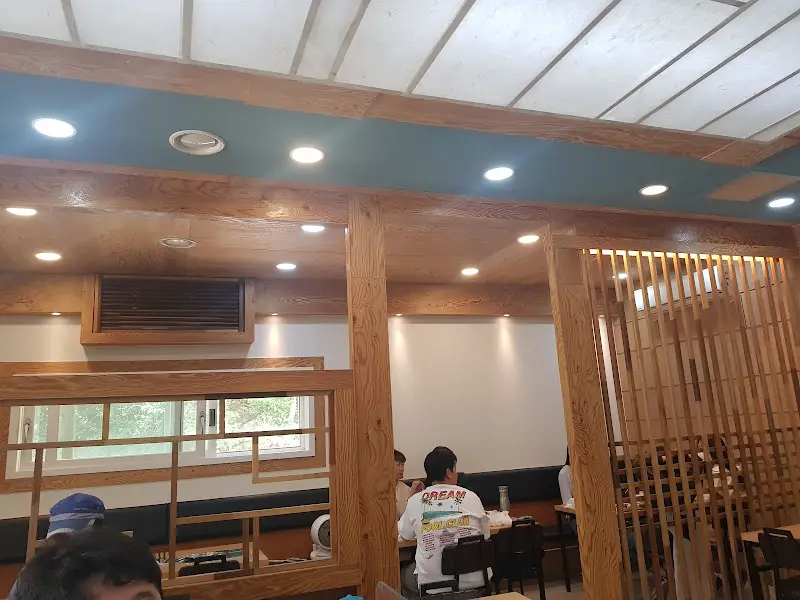 넓은 내부 공간