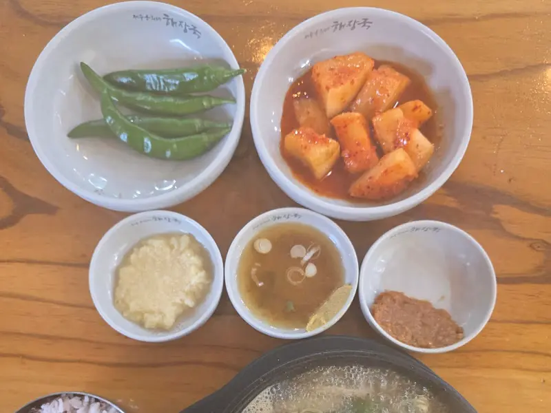 제주은희네해장국 기본 반찬