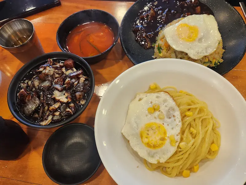 간짜장, 볶음밥, 탕짜면