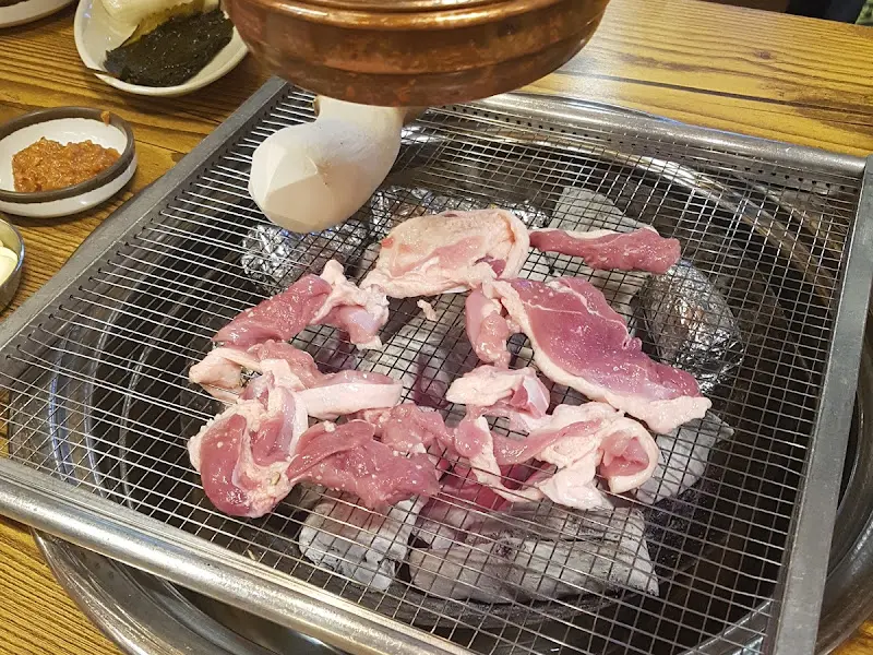 노릇하게 익은 삼겹살